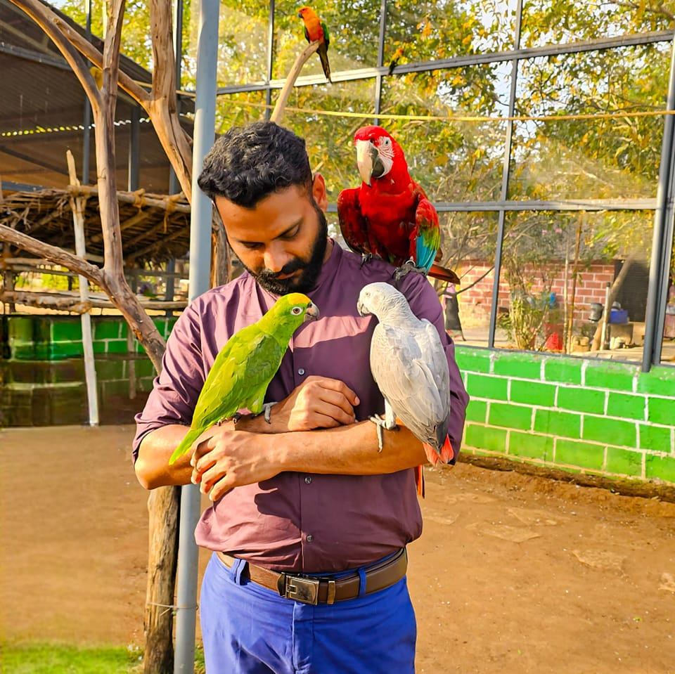 Dr Tittu Abraham Veterinary Surgery DrPET Online